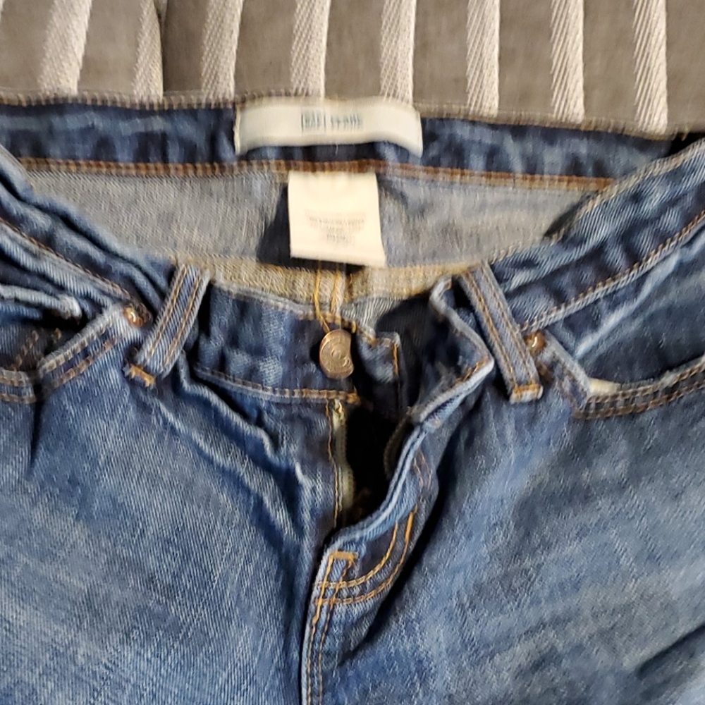 Blue Jeans - Picture 3 of 3